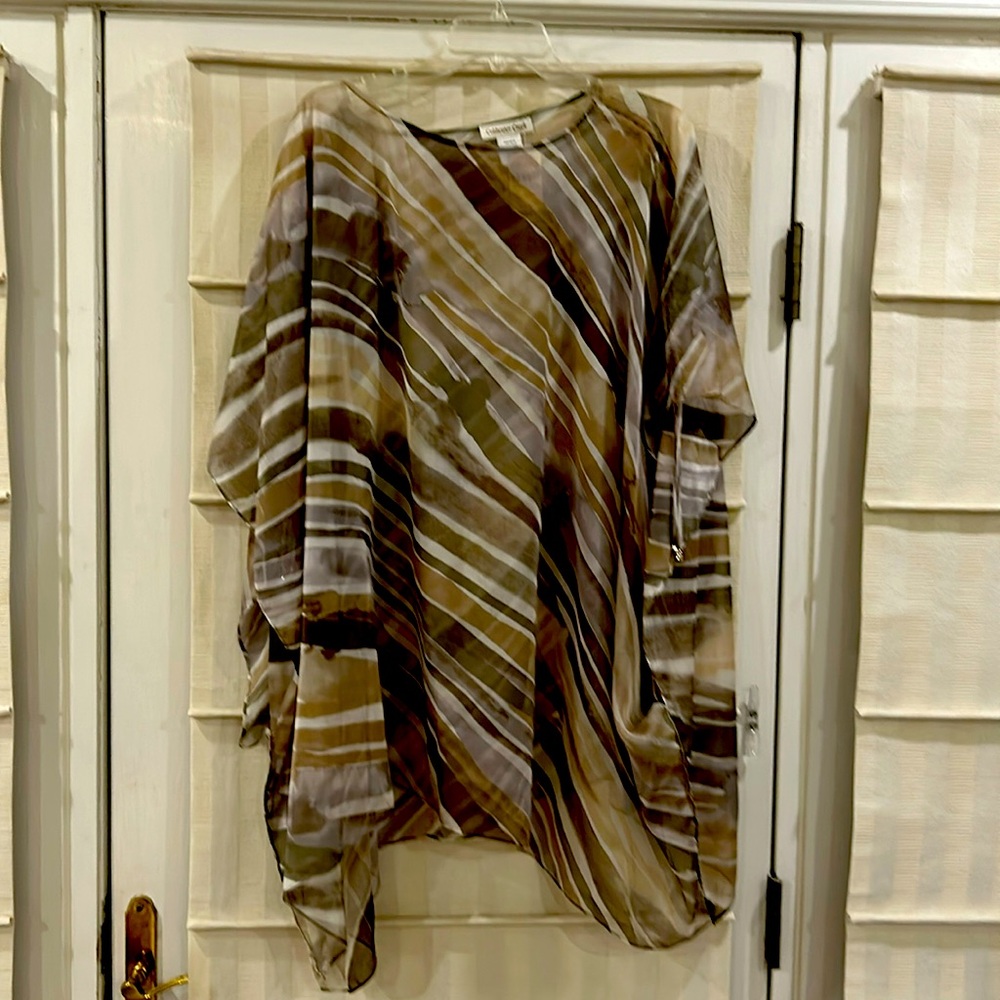 Women’s light weight Poncho